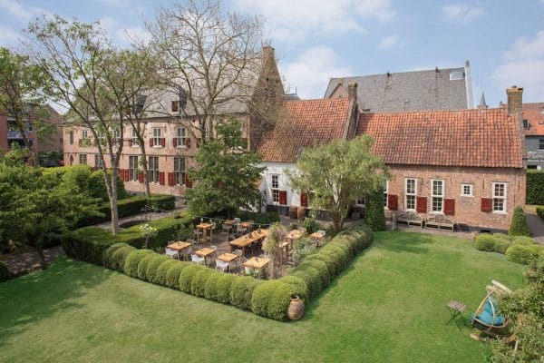 Mariënhof Voorkant buitenaanzicht
