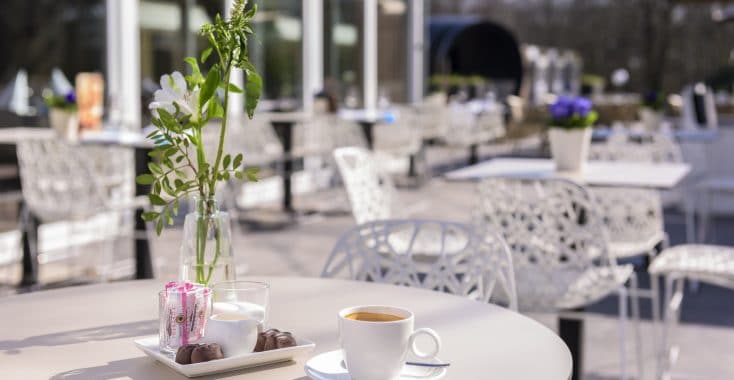 Koffie op terras