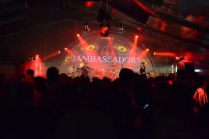 Showdesign platte maar geen rechte projecties