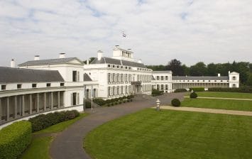 Voorzijde paleis Soestdijk